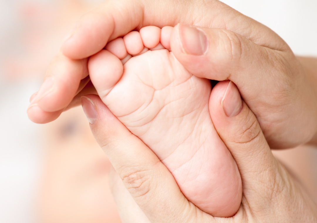 Les pieds de bébé